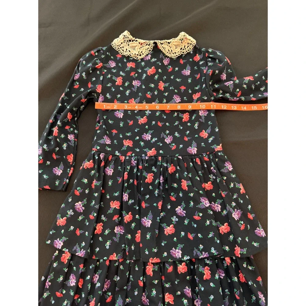 Vintage Floral Tiered Dress Black Red Purple Lace Collar Long Sleeve